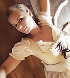 Sexy Dirndl Girls 136