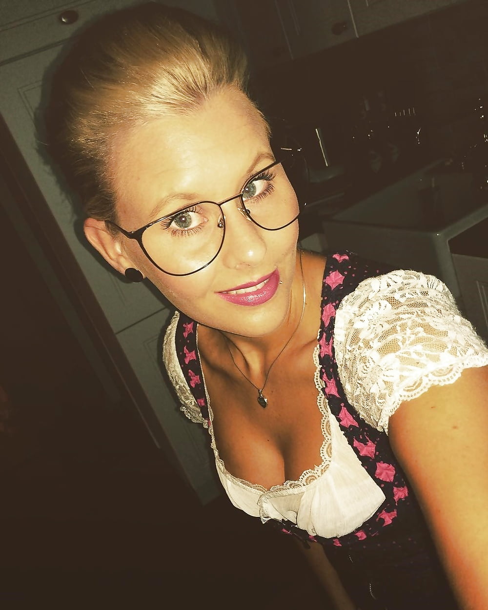 Sexy Dirndl Girls 151 13