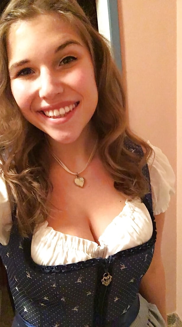 Sexy Dirndl Girls 151 7