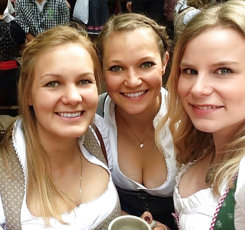 Hot Girls in Dirndl 67 3