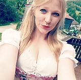 Sexy Dirndl Girls 85 13