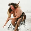 Lisa Appleton beach topless oct 2017 21