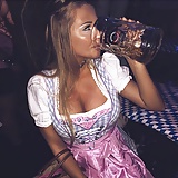 Sexy Dirndl Girls 114 11