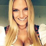 Sexy Dirndl Girls 119 4